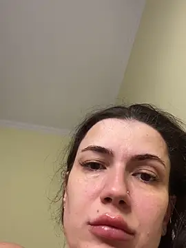 Snapshot of Cute_Erika chatting on November 10, 2025, 12:37 pm Cute Erika online show from November 10, 2025, 12:37 pm