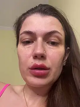 Snapshot of Cute_Erika chatting on November 20, 2025, 12:38 pm Cute Erika online show from November 20, 2025, 12:38 pm