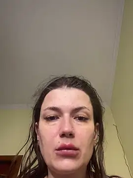 Snapshot of Cute_Erika chatting on December 18, 2025, 1:06 pm Cute Erika online show from December 18, 2025, 1:06 pm