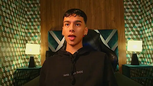 Aiden Royce online show from October 22, 2025, 5:30 am