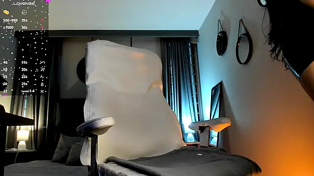 Snapshot of Demetria_Ghoul chatting on November 27, 2025, 12:18 pm Demetria Ghoul online show from November 27, 2025, 12:18 pm