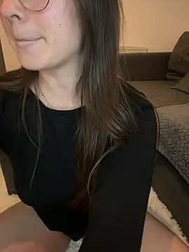 liloush   online show from January 10, 2026, 11:53 pm