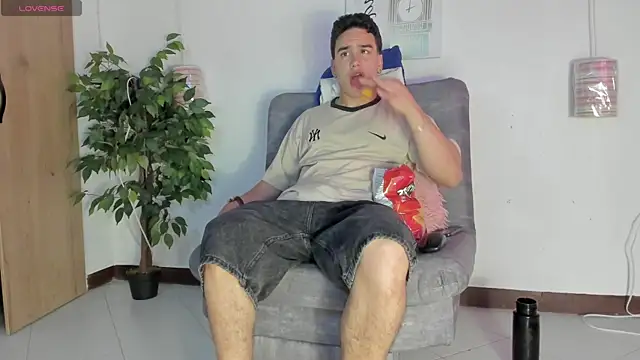 battistaturner online show from May 19, 2026, 7:42 pm