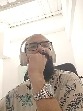 FranccoJ online show from November 6, 2025, 1:23 pm