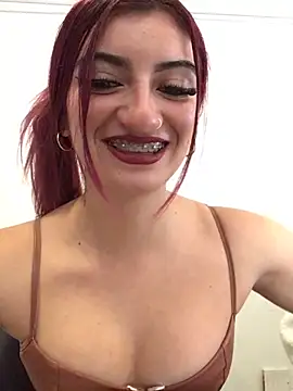 Snapshot of _aitana_001 chatting on October 15, 2025, 5:46 pm aitana 001 online show from October 15, 2025, 5:46 pm