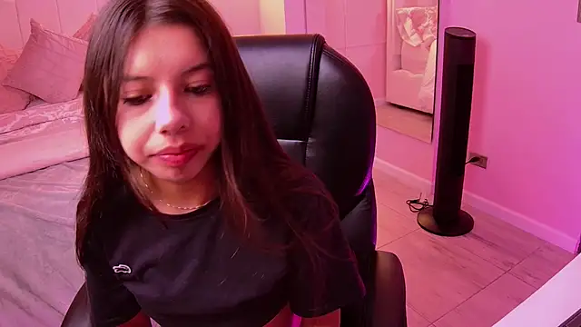 Snapshot of dayannaa__ chatting on November 4, 2025, 11:04 pm dayannaa online show from November 4, 2025, 11:04 pm