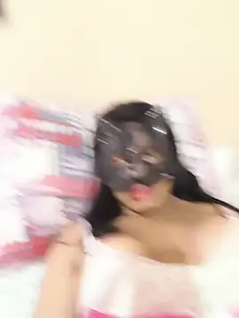 DuCreu online show from October 12, 2025, 1:43 pm