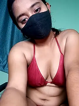shrutee12 online show from May 11, 2026, 4:04 pm