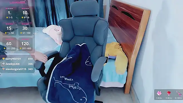 yaoyao-baby520 online show from March 12, 2026, 1:17 pm