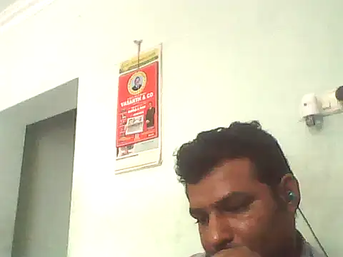 Snapshot of Hot_more chatting on September 22, 2025, 6:37 am Hot more online show from September 22, 2025, 6:37 am
