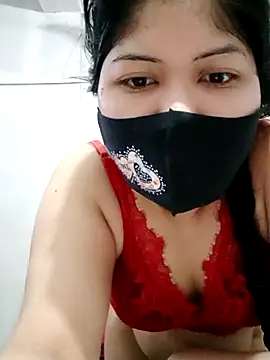 Snapshot of Nusrat-N chatting on October 20, 2025, 1:50 am Nusrat-N online show from October 20, 2025, 1:50 am