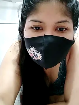 Snapshot of Nusrat-N chatting on October 29, 2025, 2:36 am Nusrat-N online show from October 29, 2025, 2:36 am