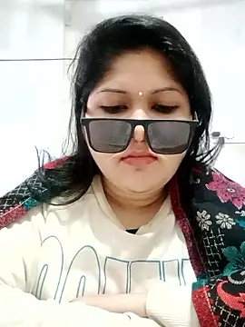 Snapshot of Nusrat-N chatting on December 5, 2025, 6:00 am Nusrat-N online show from December 5, 2025, 6:00 am