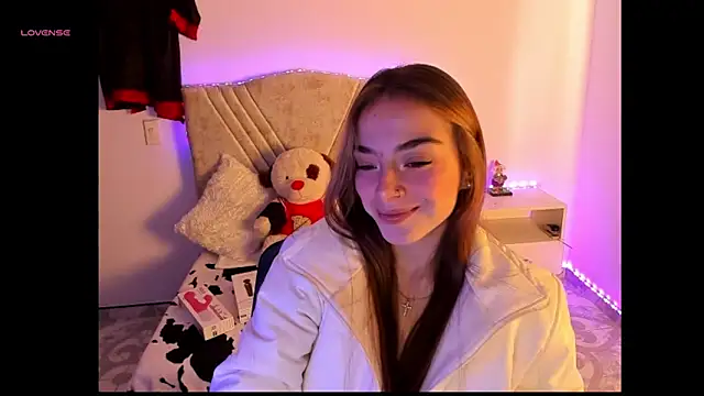 Snapshot of Mia_Victoria22 chatting on March 13, 2026, 1:40 pm Mia Victoria22 online show from March 13, 2026, 1:40 pm