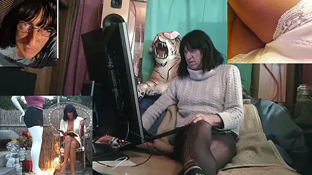 SissiDomination online show from December 15, 2025, 4:06 am