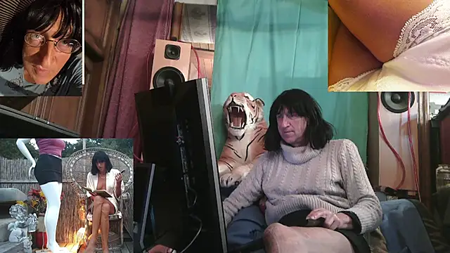 Snapshot of SissiDomination chatting on February 6, 2026, 8:01 pm SissiDomination online show from February 6, 2026, 8:01 pm