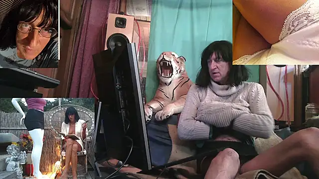 Snapshot of SissiDomination chatting on February 22, 2026, 11:03 pm SissiDomination online show from February 22, 2026, 11:03 pm