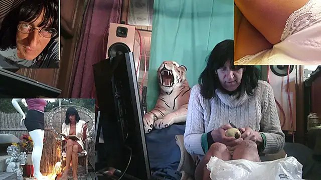 Snapshot of SissiDomination chatting on February 27, 2026, 1:38 am SissiDomination online show from February 27, 2026, 1:38 am