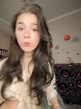 Snapshot of Marryme- chatting on October 30, 2025, 1:23 pm Marryme- online show from October 30, 2025, 1:23 pm