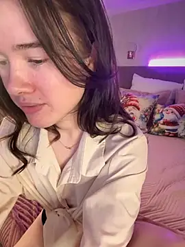 Snapshot of Marryme- chatting on November 26, 2025, 2:18 pm Marryme- online show from November 26, 2025, 2:18 pm