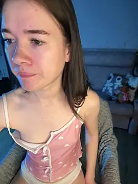 Snapshot of Marryme- chatting on December 19, 2025, 1:29 pm Marryme- online show from December 19, 2025, 1:29 pm