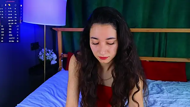 BettyMaldonado online show from November 8, 2025, 8:03 am