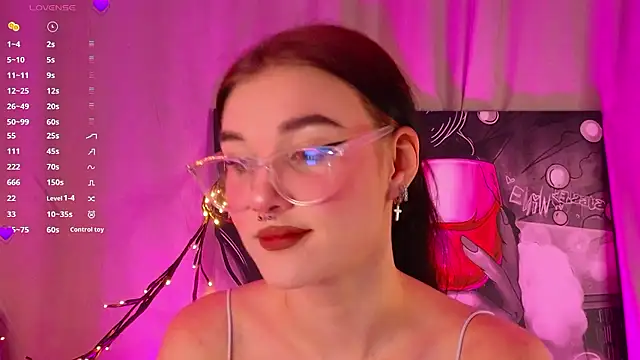 Snapshot of JenniferSullivan chatting on January 18, 2026, 10:24 pm JenniferSullivan online show from January 18, 2026, 10:24 pm