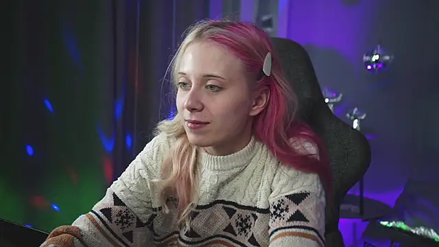 Snapshot of SakuraBliss chatting on October 16, 2025, 1:23 pm SakuraBliss online show from October 16, 2025, 1:23 pm