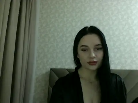 Snapshot of Lulii24 chatting on October 24, 2025, 5:20 pm Lulii24 online show from October 24, 2025, 5:20 pm