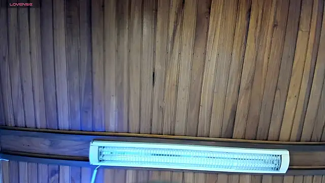 Snapshot of MadisonAnngel chatting on January 15, 2026, 8:01 pm MadisonAnngel online show from January 15, 2026, 8:01 pm