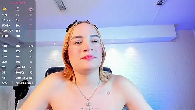 Snapshot of MadisonAnngel chatting on February 20, 2026, 7:36 pm MadisonAnngel online show from February 20, 2026, 7:36 pm