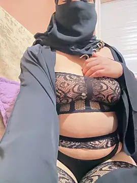 Snapshot of _Laiali_ chatting on November 7, 2025, 11:54 am Laiali online show from November 7, 2025, 11:54 am