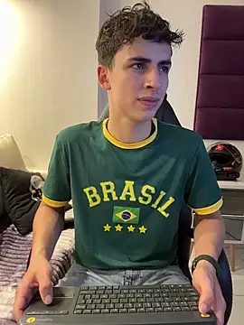 AdrianRinaldi online show from November 22, 2025, 8:08 pm