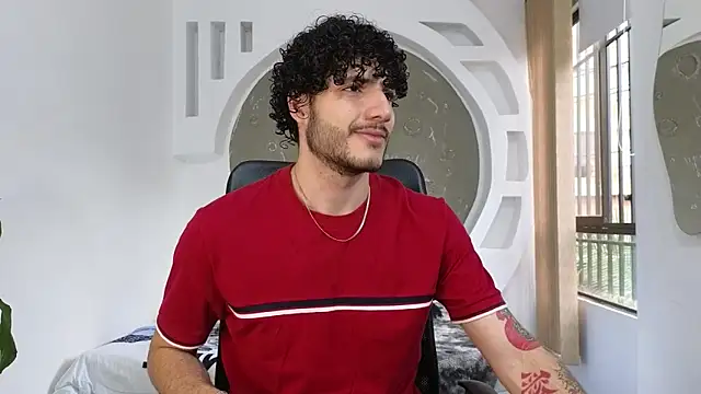 Snapshot of Rafael_Mendezz chatting on November 27, 2025, 8:33 pm Rafael Mendezz online show from November 27, 2025, 8:33 pm