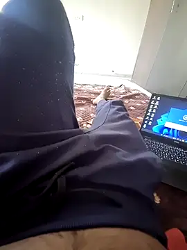 Snapshot of YoursThickDick chatting on February 8, 2026, 5:55 am YoursThickDick online show from February 8, 2026, 5:55 am