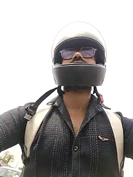 Snapshot of YoursThickDick chatting on March 19, 2026, 6:28 am YoursThickDick online show from March 19, 2026, 6:28 am