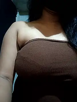 Snapshot of DiyaRoy49 chatting on January 12, 2026, 7:13 am DiyaRoy49 online show from January 12, 2026, 7:13 am