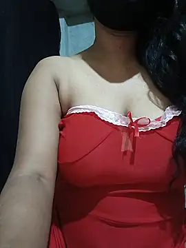 DiyaRoy49 online show from May 13, 2026, 7:55 pm