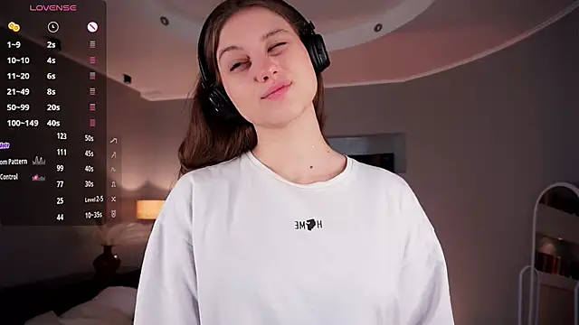 Snapshot of MercBoone chatting on September 20, 2025, 11:11 am MercBoone online show from September 20, 2025, 11:11 am