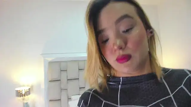 frehia dimou online show from July 1, 2026, 11:23 am