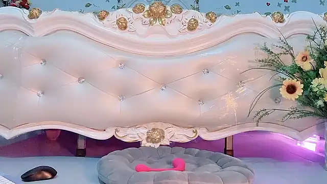   Joy69   online show from January 7, 2026, 10:45 pm