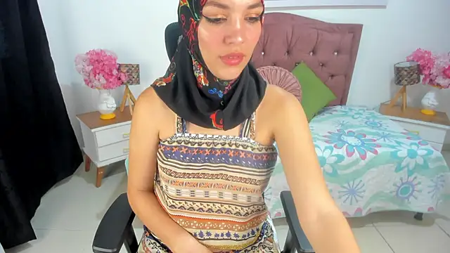 Snapshot of SofiaRivera1 chatting on September 14, 2025, 11:09 am SofiaRivera1 online show from September 14, 2025, 11:09 am