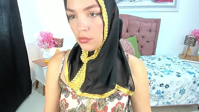 Snapshot of SofiaRivera1 chatting on September 29, 2025, 6:46 pm SofiaRivera1 online show from September 29, 2025, 6:46 pm