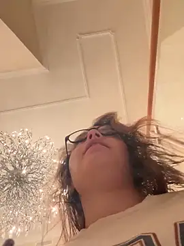 Snapshot of Wildmaca chatting on November 27, 2025, 7:38 pm Wildmaca online show from November 27, 2025, 7:38 pm