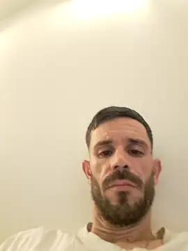 Snapshot of lolo7121 chatting on November 13, 2025, 11:47 pm lolo7121 online show from November 13, 2025, 11:47 pm