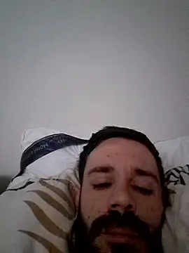 Snapshot of lolo7121 chatting on January 7, 2026, 9:12 am lolo7121 online show from January 7, 2026, 9:12 am