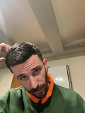 Snapshot of lolo7121 chatting on February 11, 2026, 5:29 pm lolo7121 online show from February 11, 2026, 5:29 pm