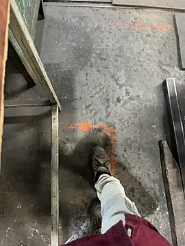 Snapshot of meralund9inch chatting on February 19, 2026, 4:19 am meralund9inch online show from February 19, 2026, 4:19 am