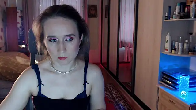 Snapshot of ClassyInna chatting on October 29, 2025, 9:44 am ClassyInna online show from October 29, 2025, 9:44 am