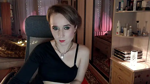 Snapshot of ClassyInna chatting on October 30, 2025, 6:48 am ClassyInna online show from October 30, 2025, 6:48 am